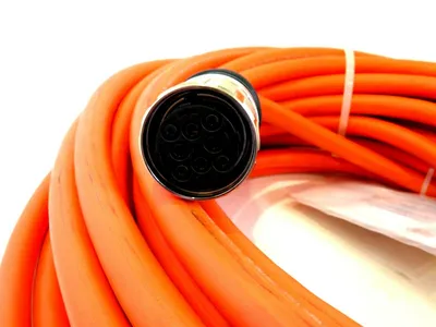 NEW FLEXCABLE FC-CPWM4DF-10AF-M030 SERVO CABLE FCCPWM4DF10AFM030