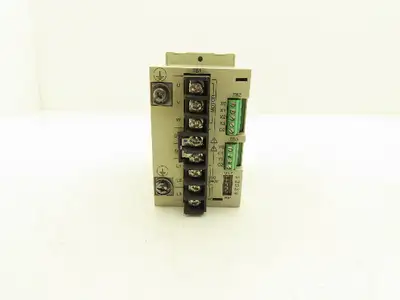 Oriental Motor Co. FE100S AC Motor Drive 240V 3PH 1A In 0-200V 0-80Hz 0.2kVA Out