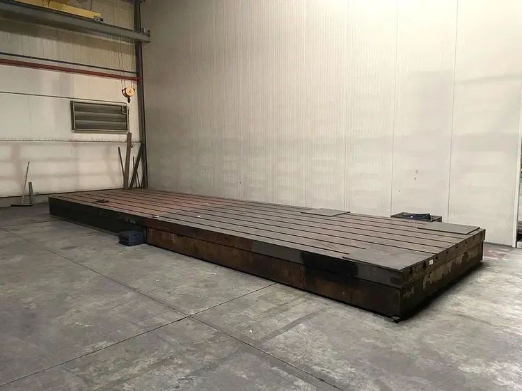 Used T-SLOT TABLE 10 000 X 3000 MM Tables, Floor & Layout Plates BE | Apt International N.V #366444