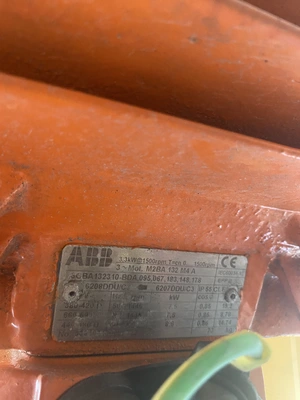 USED FIB INDUSTRIELE BEDRIJUEN 1,300 Litre