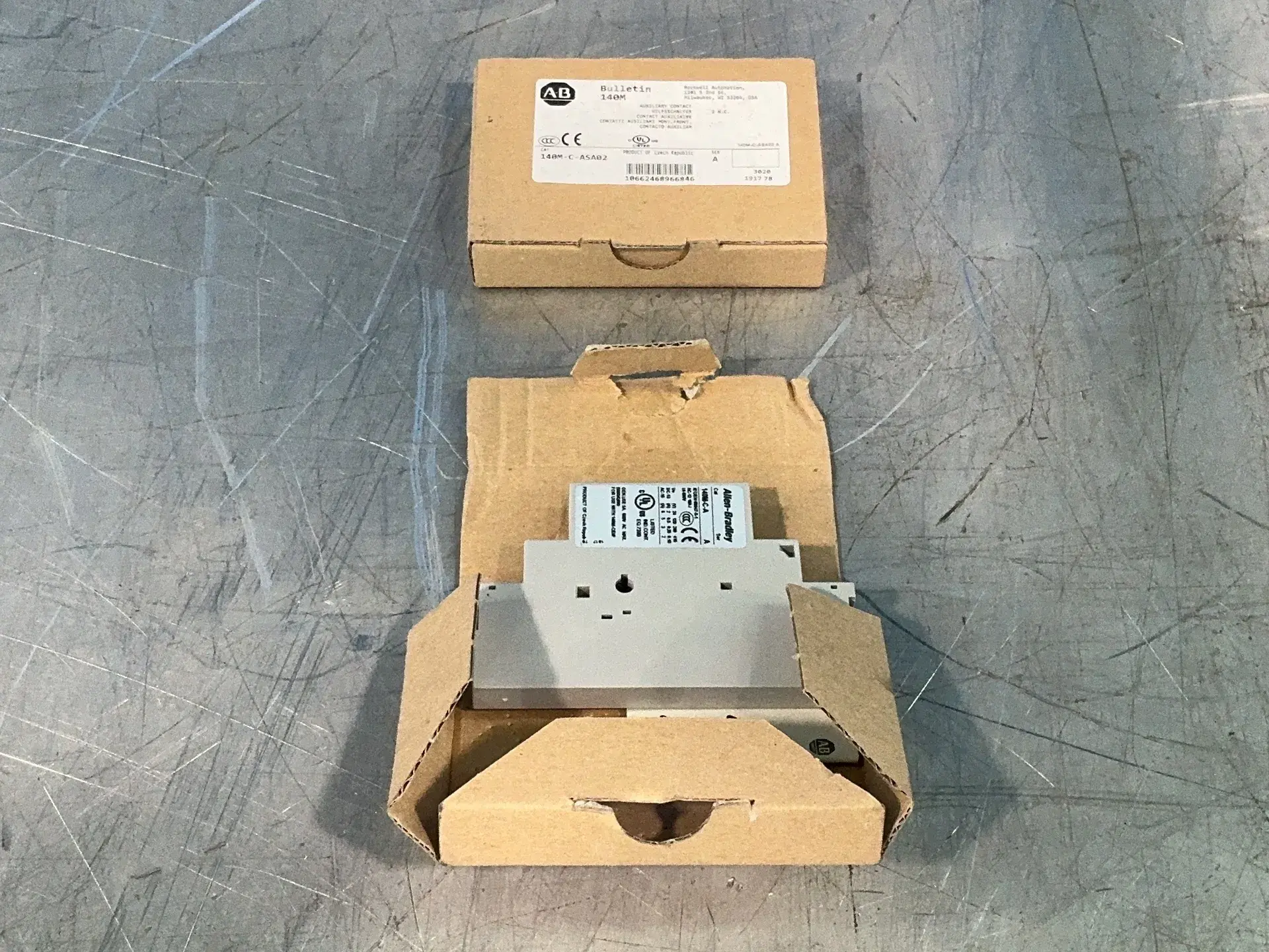 Used ALLENBRADLEY 140MCASA02 Contact Blocks Ohio US | HGR 24 #1286720