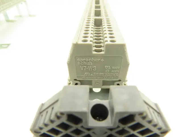 Used SPRECHER+SCHUH _UNKNOWN_ Terminal Blocks Indiana US | Arrow Industrial #650345