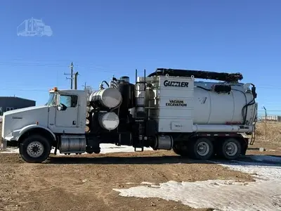 2013 KENWORTH T800 Industrial Vacuum Trucks | Crossford Machinery Group (1)