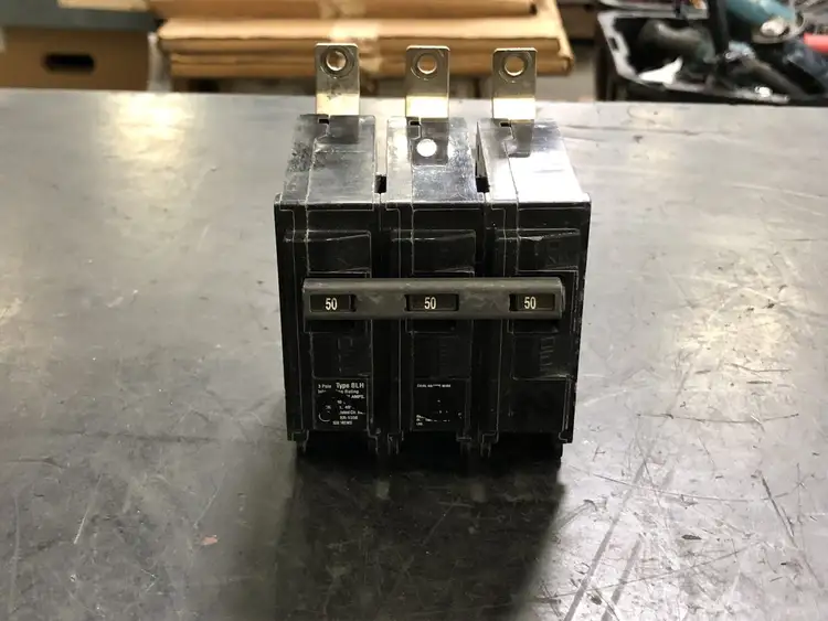 Used SIEMENS BLH350 Switchgears British Columbia CA | Lenmark #241347