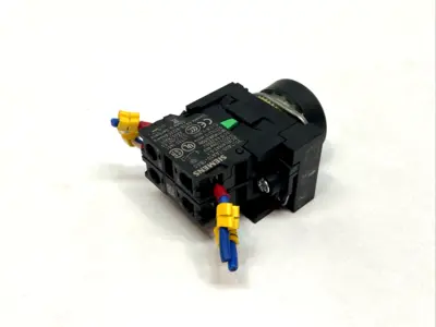 USED SIEMENS ILLUMINATED BLUE PUSHBUTTON 22MM 230V 1NO