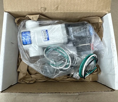 NEW Plast-O-Matic EASYMT2V12W24-PP/120VAC