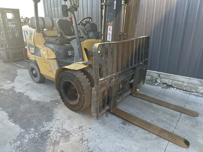 Used 2016 CAT GP40N Liquid Propane Forklifts Michigan US | KD Equipment Sales #1548819