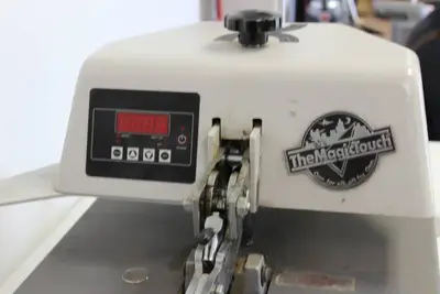 The Magic Touch INSTA Heat Professional Grade, Durable Heat Press, Model # 234, 120Volts, 1700 Watts. Eco friendly
