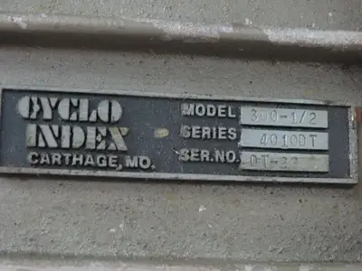Cyclo Index Series 4010DT Model 300-1/2 180° Rotation Indexer w/Motor w/VFD 115v
