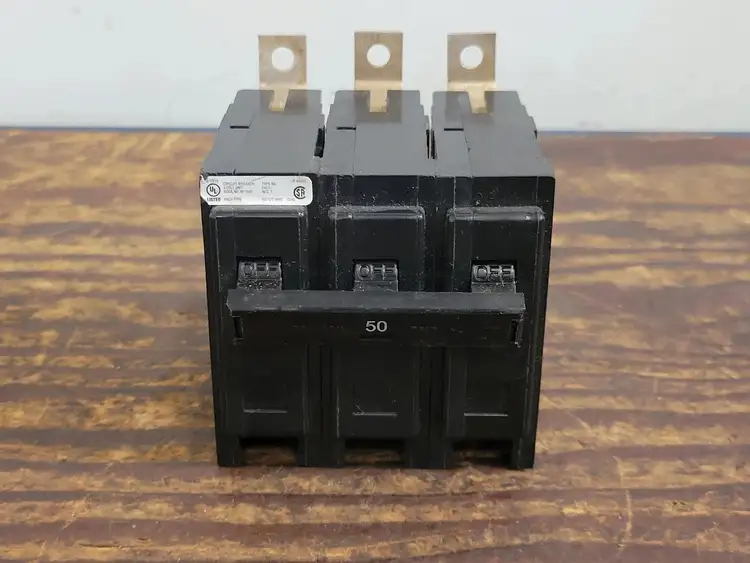 Used EATON BAB3050H Switchgears British Columbia CA | Lenmark #241984