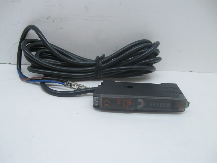 Used OMRON E3X-NA41 Photoelectric Sensors Kentucky US | Industrial Parts R Us Inc. #357100