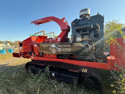 2023 MORBARK Eeeger Beever 2230 Eeger Beever Brush Chippers | Iron Listing (2)