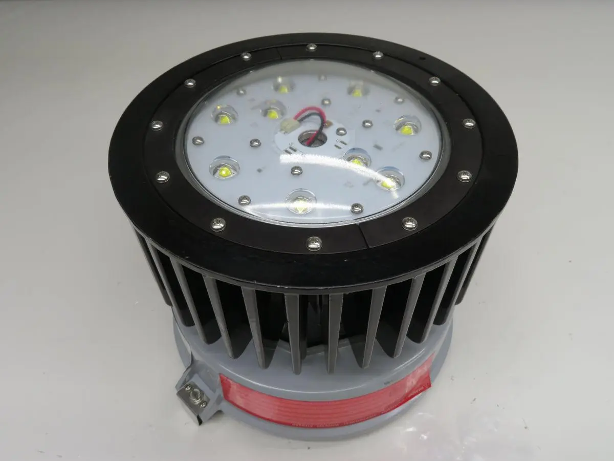 New | in-Stock CROUSE-HINDS VMV5L/UNV1 Light Source Equipment Texas US | Aucto #1308386