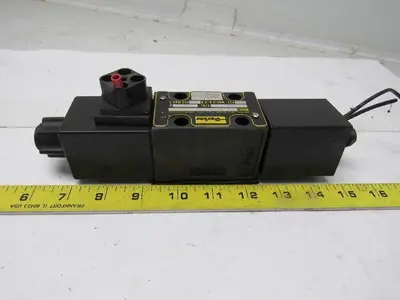 Parker D1VW4CNJSF 72 Hydraulic Directional Control Solenoid Valve  24V 5000PSI