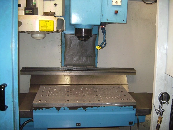 Used 1995 SUPERMAX MAX-1 Vertical Machining Centers Vermont US | Two Spade Machinery LLC #507019