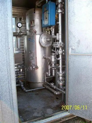 Tanks & Vessels