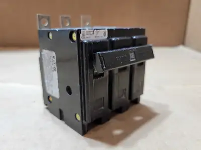 Used EATON BAB3100H Switchgears British Columbia CA | Lenmark #1438395