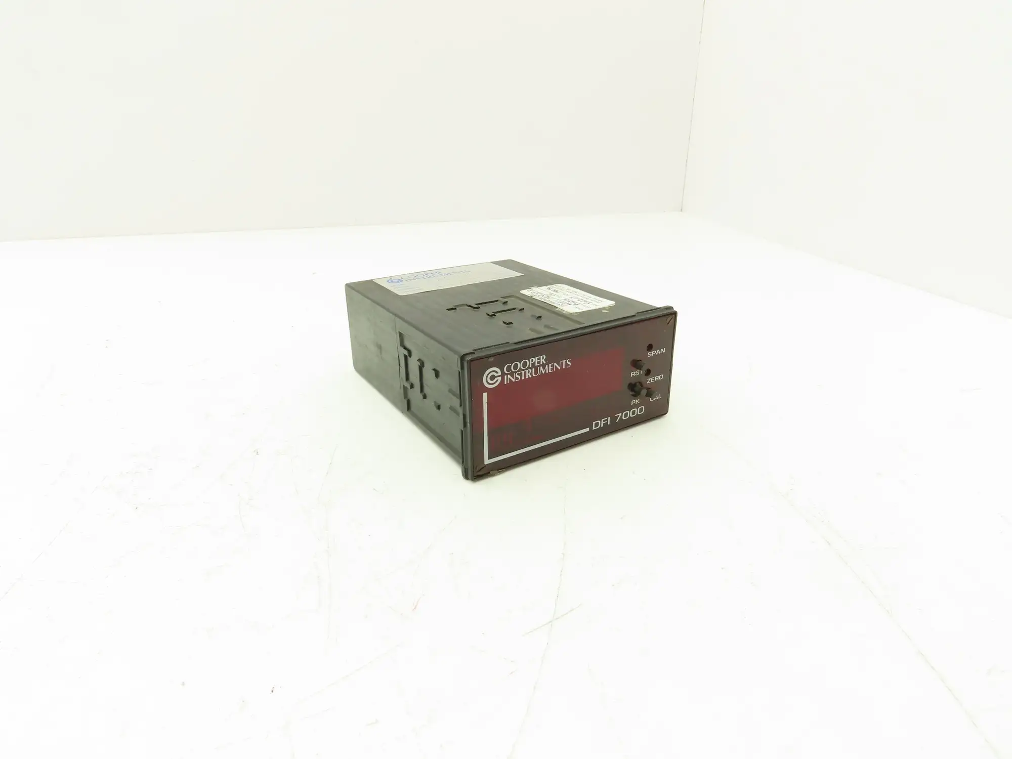 Cooper Instruments DFI 7000 SP Scale Display 0-4356 kg. 10VDC Excitation
