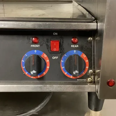 152-0370 Star 75C Hot Dog Roller