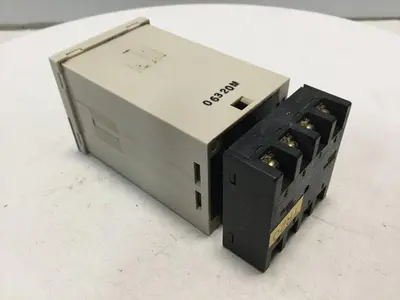 USED OMRON H5CN-XBN