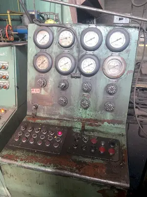 4,000 TON LAKE ERIE DOUBLE ACTION HYDRAULIC PRESS: STOCK #13320