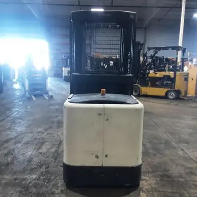 USED 2016 CROWN SP3510-30