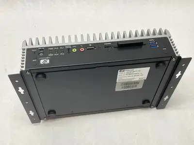 USED AXIOMTEK EBOX670-891-FL-DC