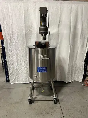 USED STAINLESS  FABRICATORS 125  LITER  JACKETED  TANK