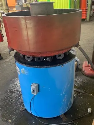 Bel Air Finish Master Vibratory Finishing Machine FM6000 3 Cu Ft.