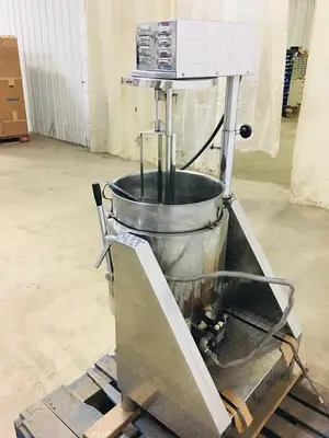Caramel Cooker - LP _ with Agitator