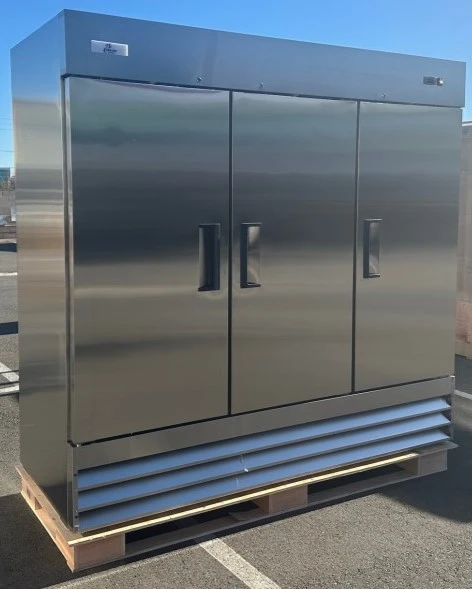 171-0177 3 Door Reach In Self Contained Cooler