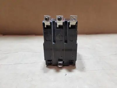 Used SQUARE D QOB320 Switchgears British Columbia CA | Lenmark #835749
