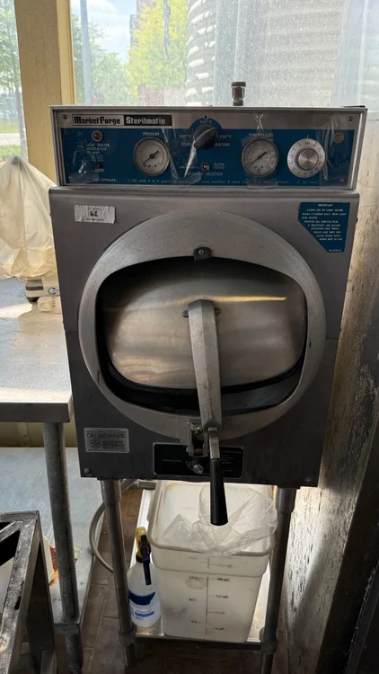 Used _UNKNOWN_ _UNKNOWN_ Steam Sterilizers Indiana US | Brewhouse Equipment Group #1269962