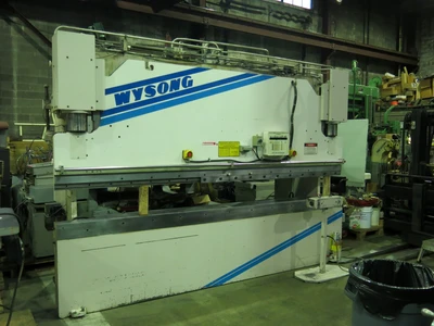 USED WYSONG HYDRAUIC PRESS BRAKE THS140-144
