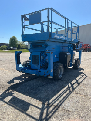 Used 2017 Genie GS-5390 RT Scissor Lifters Wisconsin US | Stack Equipment #1271291