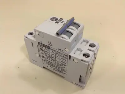 USED ALLEN BRADLEY 1492-CB2/G100 SER B