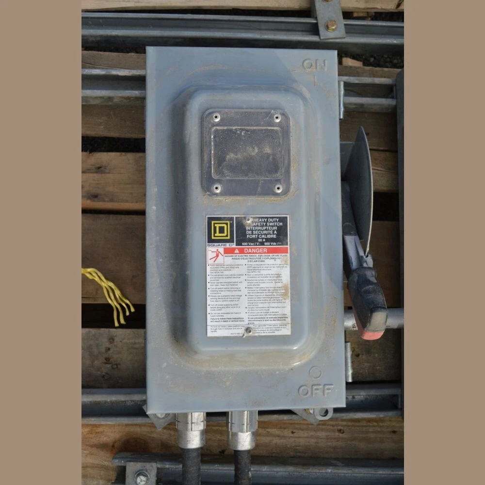 Square D 60 Amp Heavy Duty Safety Switch