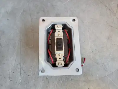 NEW CROUSE-HINDS DSFS934 SA