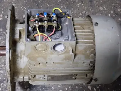 USED SIEMENS 1LA71074AA91Z