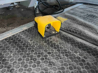 Used 2013 BIESSE ROVER A-S 1332 UTS CNC Routers California US | MachineryMax #1321458