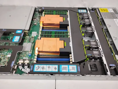 USED CISCO UCS C220 M3