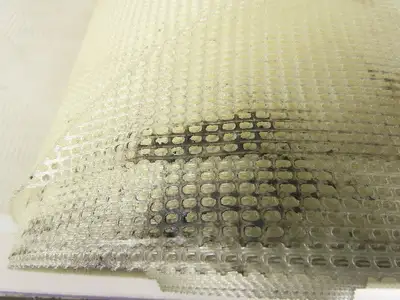 White Semi-Ridgid HDPE Plastic Mesh Screen 45" x 50'
