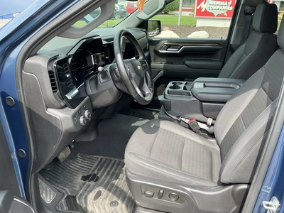 Used 2024 CHEVROLET SILVERADO 1500 Pickup Trucks Michigan US | Miedema Asset Management Group #1316031