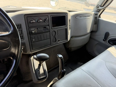 Used 2005 INTERNATIONAL 4300 SBA4X2 Box trucks Indiana US | Miedema Asset Management Group #1414578