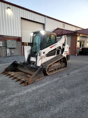 USED 2017 Bobcat T595