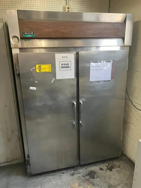 Used _UNKNOWN_ _UNKNOWN_ Refrigerators Ohio US | Myron Bowling Auctioneers Inc #1504401