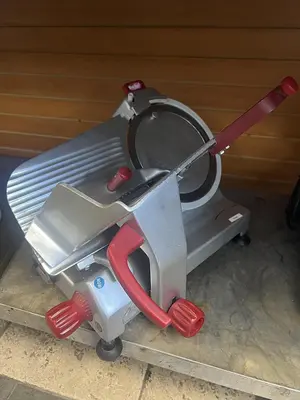 USED BERKEL 825A-PLUS