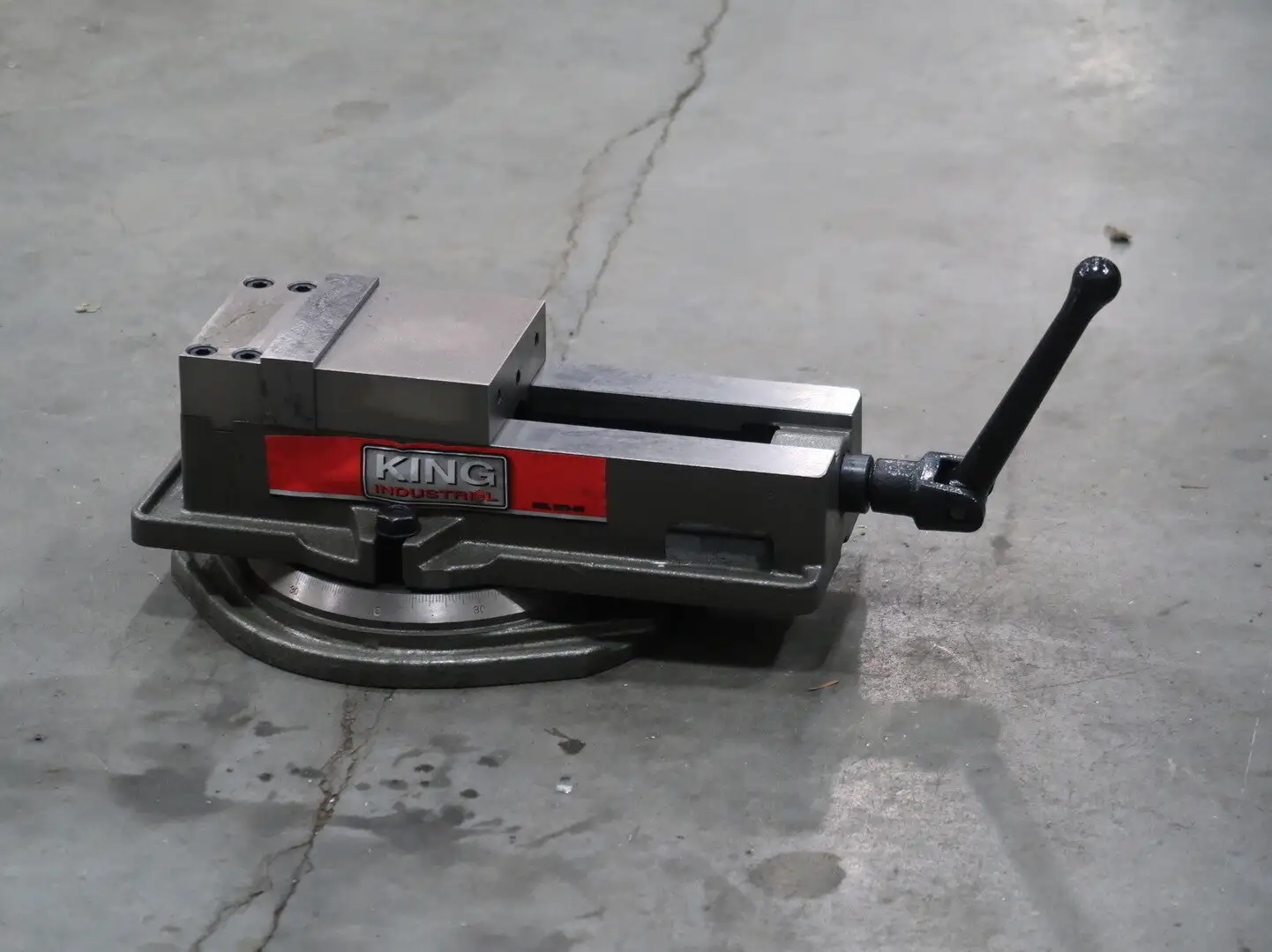 NEW KING CANADA KMV-4M