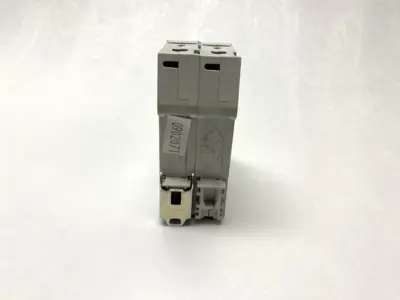 New | in-Stock Cutler-Hammer 415V Breaker, Din Rail Mount D25 Circuit Breakers Michigan US | Maverick Industrial Sales #1486186
