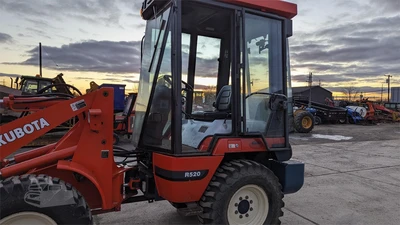 USED 1995 KUBOTA R520